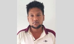 ঝিনাইদহ সীমান্তে যুবলীগ নেতা ‘কিলার অনিক’ আটক