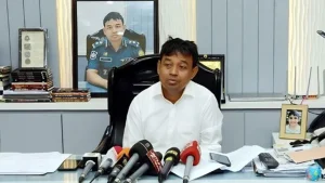 রাজাকার পরিবারের হয়েও চাকরি নেন মুক্তিযোদ্ধা কোটায় : ডিবি হারুন