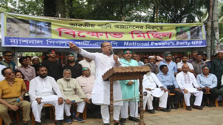 দেশে কর্মরত ভারতীয়দের চাকরিচ্যুতির আহ্বান ড. ফরহাদের