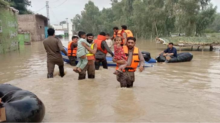 পাকিস্তানে ভারী বৃষ্টি, ২৪ জনের মৃত্যু