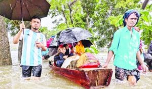 ভারতের বাঁধ খুলে দেওয়া পানিতে ডুবছে গ্রামের পর গ্রাম