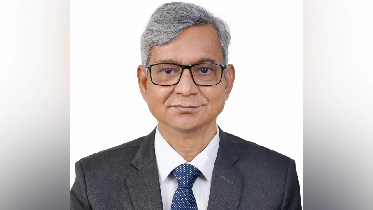 সরিয়ে দেওয়া হলো বিটিভির ডিজি জাহাংগীরকে