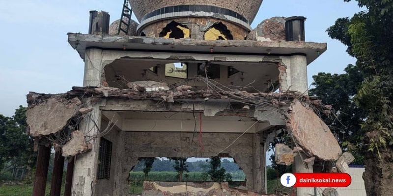 ইসলামী শরীয়ত বিরোধী কাণ্ডে বুচাই পাগলার মাজারে হামলা-ভাঙচুর