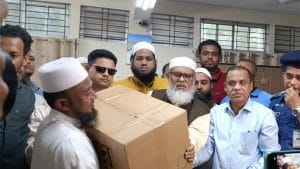 জনগণের দুঃখ-কষ্টে সবসময় পাশে থাকবে সরকার: ধর্ম উপদেষ্টা