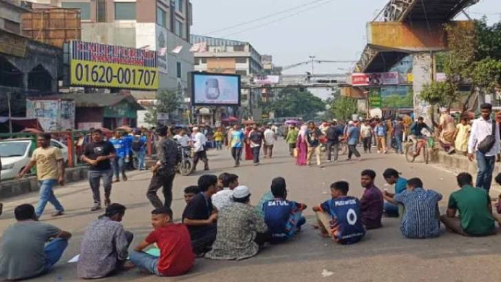 এবার ঢাবির দখল নিচ্ছে সাত কলেজ