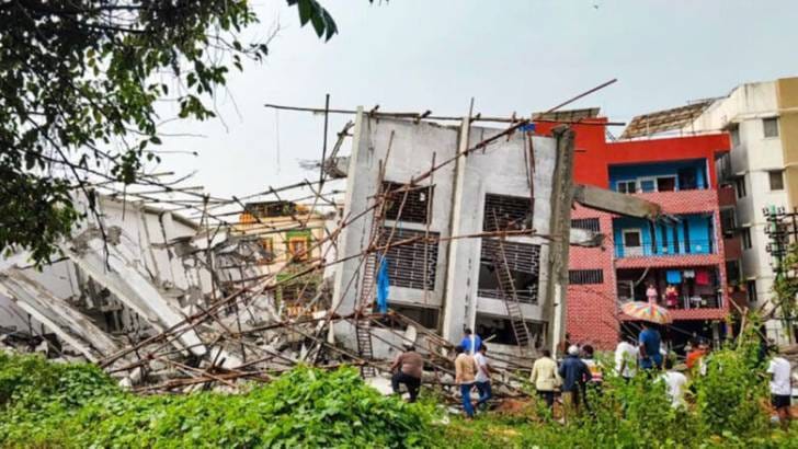 ভারতে নির্মাণাধীন ভবন ধসে নিহত ১,