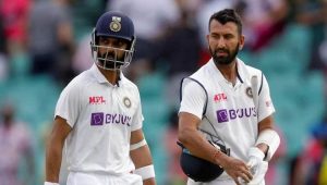 স্টার্ক-হ্যাজলউড তোপে  ব্যাটিং বিপর্যয়ে ভারত