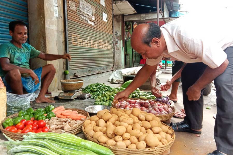 আর কত সইবে ভোক্তা সিন্ডিকেটেগলাকাটা দাম