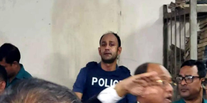 বদলে গেছেন ব্যারিস্টার সুমন, সময় কাটছে নামাজ আর জিকিরে