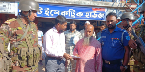 টাঙ্গাইলে অবৈধ স্থাপনা উচ্ছেদ অভিযান ও খাবারের দোকানে জরিমানা