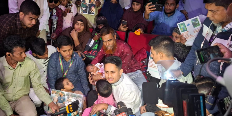 হাসিনা ও দোসরদের পুনর্বাসন নিয়ে কোনো সাফাই নয় : সারজিস