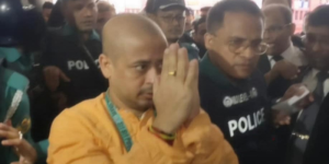 চট্টগ্রাম আদালতে ‘জয় শ্রীরাম’ স্লোগান, নেপথ্যে কারা