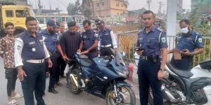 পরিস্থিতি স্বাভাবিক রাখতে রাজশাহীতে পুলিশের অভিযান শুরু