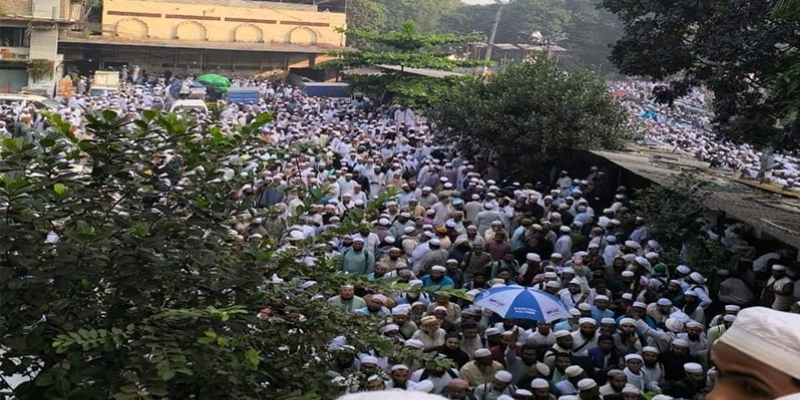 এবার কাকরাইল মসজিদ দখলে নিলেন সাদপন্থীরা