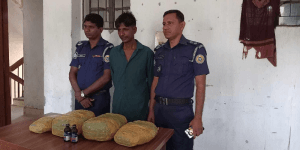 মহিপুরে ৬ কেজি গাঁজা ও ২ বোতল ফেনসিডিলসহ গ্রেফতার-১