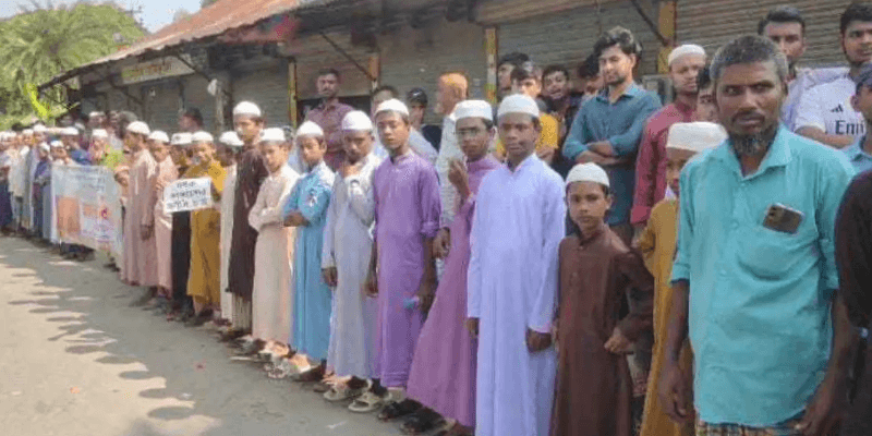 ধর্ষণে ব্যর্থ হয়ে চাচীকে হত্যা, নিষিদ্ধ ছাত্রলীগ নেতার ফাঁসি দাবি