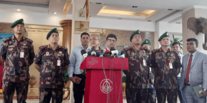 দ্রুতই বিডিআর হত্যাকাণ্ডের পুনঃতদন্ত করা হবে : স্বরাষ্ট্র উপদেষ্টা