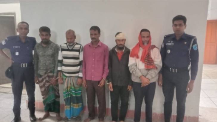 মুন্সীগঞ্জে পাঁচ জুয়ারি আটক