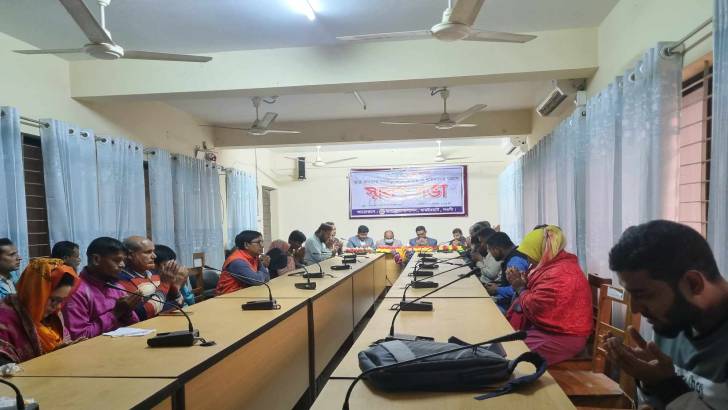 নওগাঁর ধামইরহাটে গণঅভ্যুত্থানে আহত ও শহীদদের স্মরণে স্মরণ সভা অনুষ্ঠিত