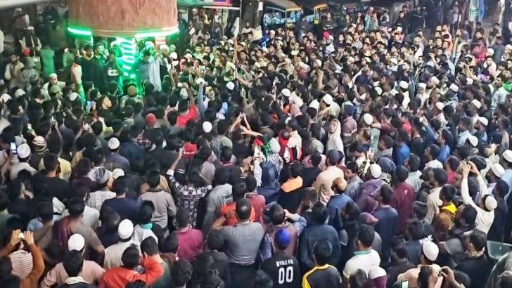 এডভোকেট সাইফুল ইসলাম আলিফ হত্যাকান্ডের বিচার চেয়ে বান্দরবানে বিক্ষোভ