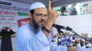 চুরির তালিকায় পাঁচবার প্রথম হয়েছে শেখ হাসিনা সরকার : চরমোনাই পীর