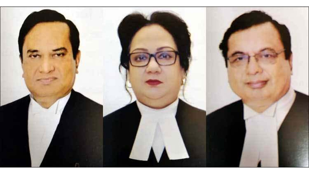 হাইকোর্টে পদত্যাগ করলেন তিন বিচারপতি