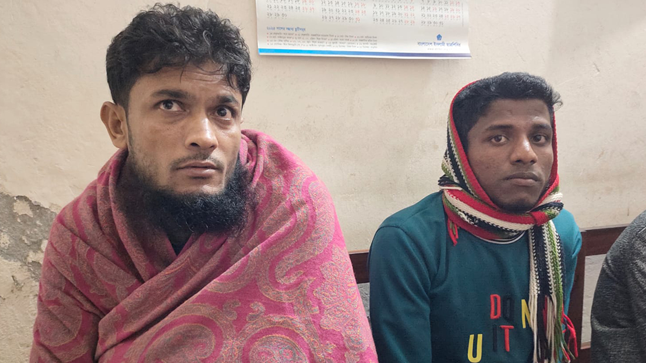 পিরোজপুরে ২ রোহিঙ্গা যুবক গ্রেফতার