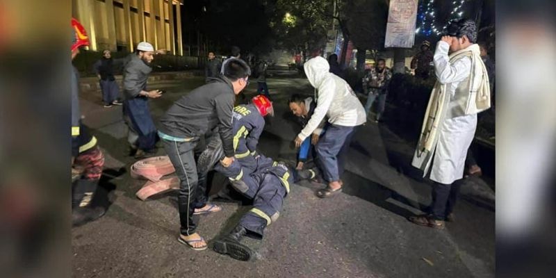সচিবালয়ে ভয়াবহ আগুন: ফায়ার কর্মীকে ট্রাকচাপা