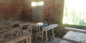 আমতলীতে মাধ্যমিক বিদ্যালয়ে শিক্ষক আছে, নেই শিক্ষার্থী