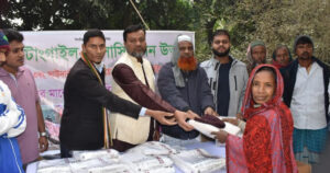 কালিহাতীতে শীতার্তদের মাঝে শীতবস্ত্র বিতরণ