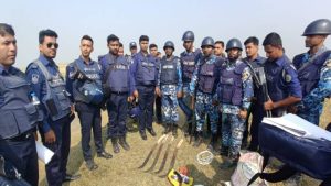 ভোলায় ধানক্ষেত থেকে আগ্নেয়াস্ত্র উদ্ধার