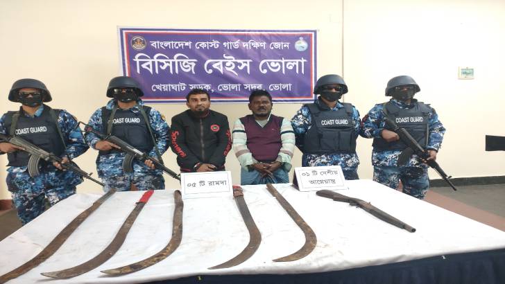 ভোলায় আগ্নেয়াস্ত্রসহ বাবা-ছেলে আটক
