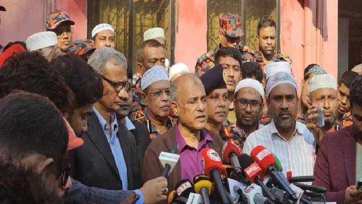 ফায়ার ফাইটার নিহতের ঘটনায় ব্যর্থতা স্বীকার স্বরাষ্ট্র উপদেষ্টার