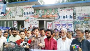 খুঁজে খুঁজে ভারতীয়দের বের করে দেশ ছাড়া করা হবে
