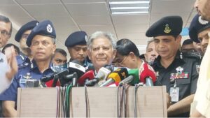 সংস্কার না হলে শহীদদের রক্তের সঙ্গে বেঈমানি হবে : উপদেষ্টা সাখাওয়াত