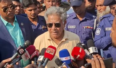 রাজনীতিতে তরুণদের অংশগ্রহণ দরকার, নিরুৎসাহিত করে লাভ নেই