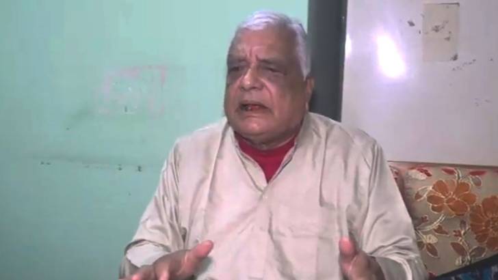 জুতার মালা কাণ্ডে, ১০০ কোটি টাকার মানহানির মামলা করলেন মুক্তিযোদ্ধা