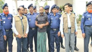 ১৪ চোরাই গরু সহ চোর-চক্রের ১ জন আটক