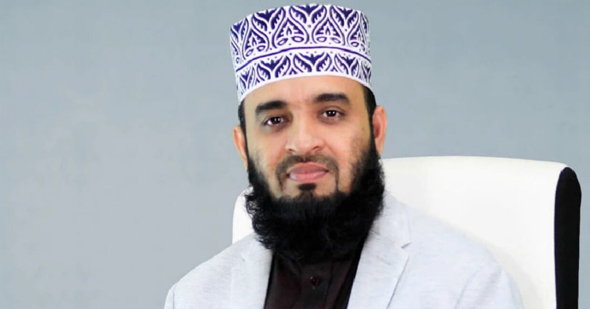 জুলুম কইরেন না, দয়া করে আমার প্রতি একটু ইহসান করুন : আজহারী