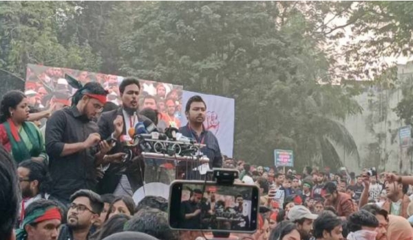 বাংলাদেশের মানুষ নতুন সংবিধান চায় : আখতার হোসেন