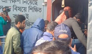 মেহেরপুরে পল্লী বিদ্যুতের নিয়োগ পরীক্ষায় প্রক্সি দিতে গিয়ে আটজন শ্রীঘরে