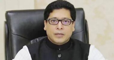 সাবেক মন্ত্রী ফরহাদ মেহেরপুর জেলা কারাগারে হস্তান্তর