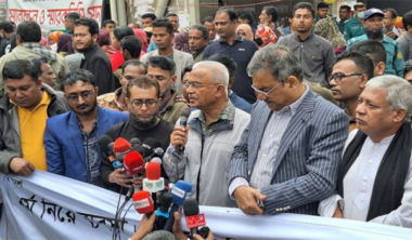 জনগণের আকাঙ্ক্ষা পূরণে আপত্তি কোথায়, প্রশ্ন আলালের