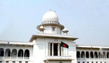 জনগণ অন্তর্বর্তী সরকারকে বৈধ বলেছে, এ নিয়ে বিতর্ক থাকতে পারে না : হাইকোর্ট