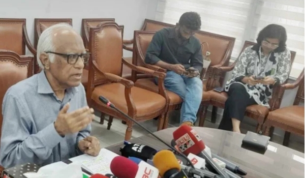 আগামী ফেব্রুয়ারি মাসে সব পাঠ্যবই হাতে পাবে শিক্ষার্থীরা : শিক্ষা উপদেষ্টা