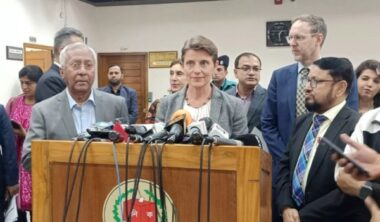 প্রধান উপদেষ্টা ঘোষিত সময় ধরে ভোটের প্রস্তুতি চলছে : ইসি সচিব