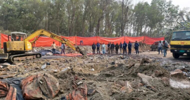 ঘাটাইলে সীসা তৈরির কারখানা ধ্বংস করে দিলো ভ্রাম্যমান আদালত