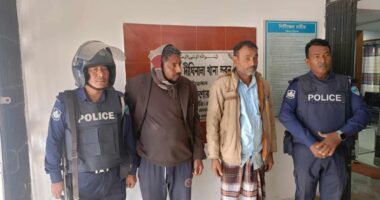 দীঘিনালায় কর না দিয়ে ভারতীয় চিনি প্রবেশ, আটক ২ 