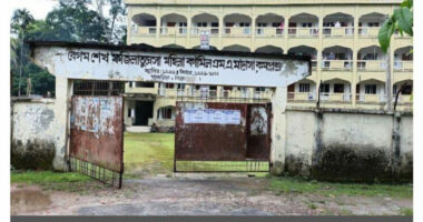 ফাজিল পরীক্ষায় নকলের অভিযোগে পরীক্ষার্থী বহিস্কার, হল পরিদর্শক অব্যাহতি