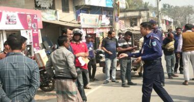 অবৈধ যান বন্ধে মেহেরপুরে ভ্রাম্যমাণ আদালত